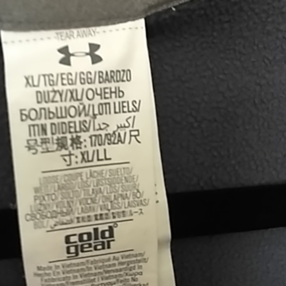 UnderArmour zip up XL - Picture 4 of 7